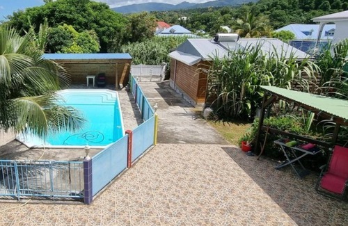 Gourbeyre House | Bungalow Avec Piscine vue Soufrière