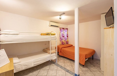 Agropoli Ski Chalet | Bungalow By The Sea With Shared Pool, Agropoli, Italy