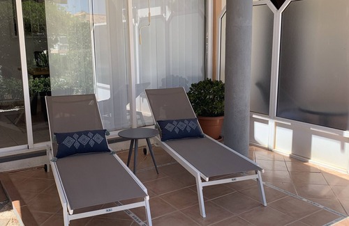 Los Altos House | Bungalow 'Casa Juna' with Shared Pool, Wi-Fi and Air Conditioning