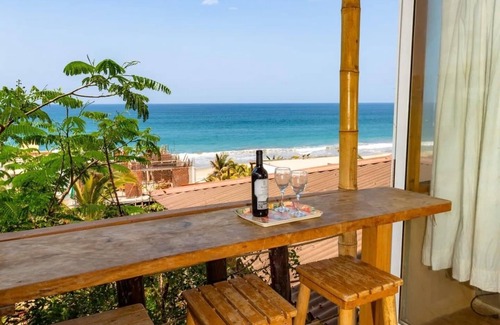 Mancora House | Bungalow en la playa