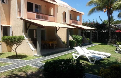 Grand Gaube Villa | Bungalow for 6 people by the sea with swimming pool - by feelluxuryholidays