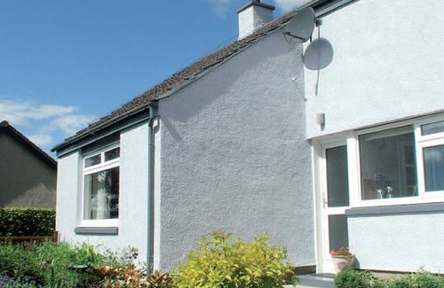Melrose Cottage | Bungalow for couples in the pretty village of Bowden in the heart of the Scottish Borders.