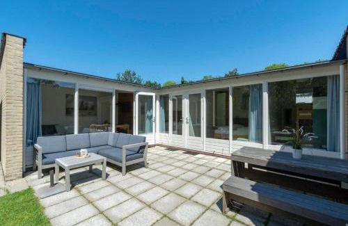 Sint Maartenszee House | Bungalow in Sint Maartenszee near Beach