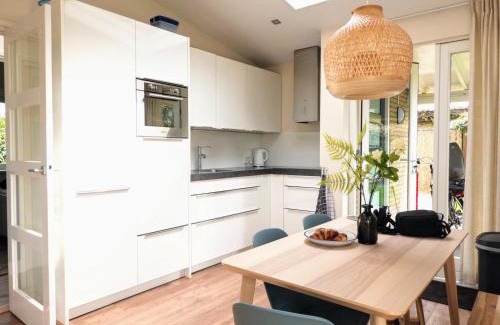 Sint Maartenszee House | Bungalow in Sint Maartenszee near Beach