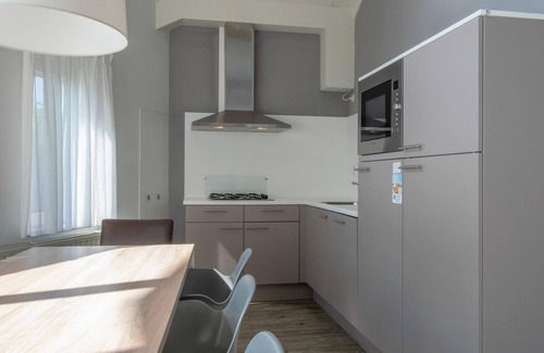 Domburg House | Bungalow in Zeeland near Sandy Beaches
