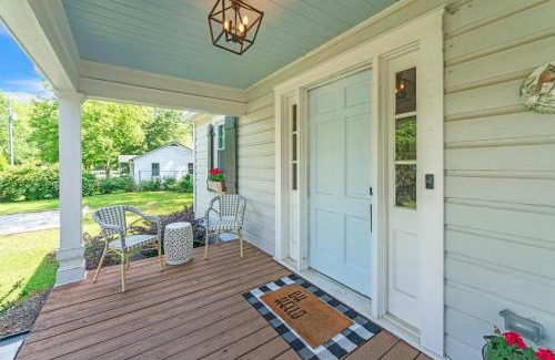 Covington House | Bungalow off Floyd St in the heart of Covington bungalow