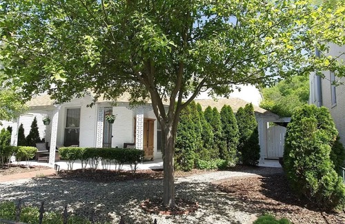 Madison House | Bungalow on Main!