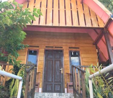 Sembalunbumbung Hotel | Bungalow Paer Doe