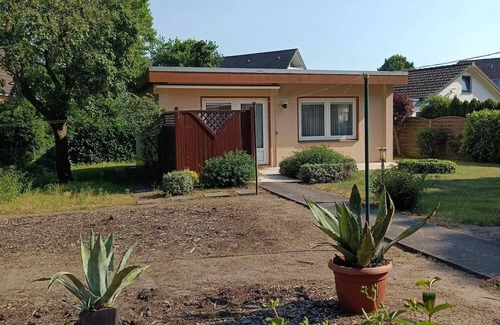 Pelzerhaken House | Bungalow Waldesruh - 5 minutes from the beach