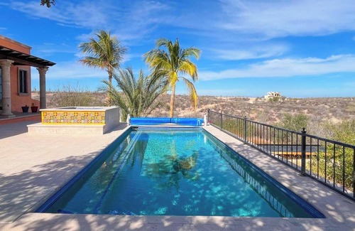 El Centenario House | Bungalow with pool in beautiful El Centenario, La Paz Baja California Sur