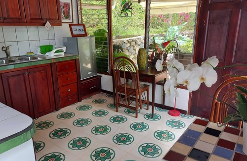 Garabito House | BUNGALOWS SANLAZ