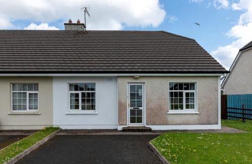 Bundoran House | Bunhovil - 2 Bedroom Bungalow