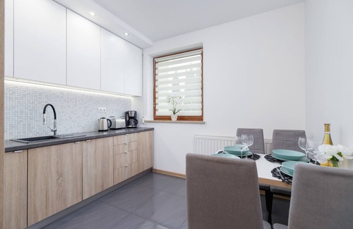 Debniki Apartment | Bunsha 26 | Elegancki Apartament | Parking