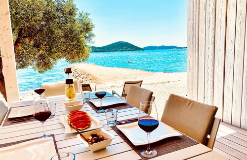 Drage Villa | BUQEZ ECO RESORT - Beach Villa 28 - Directly by beach