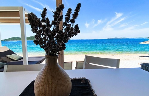 Drage Villa | BUQEZ ECO RESORT - Beach Villa 22 - Directly by beach