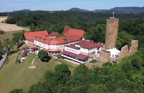 Salach Hotel | Burg Staufeneck