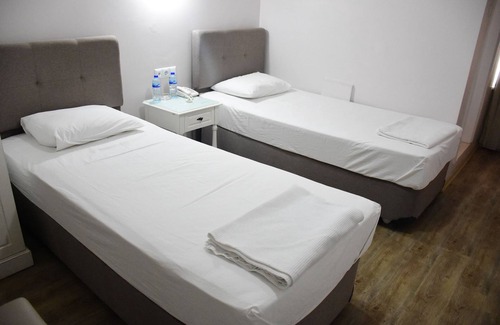 Burhaniye Hotel | Burhaniye Merkez Otel