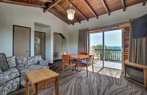 Burkesville Apartment | Burkesville Apt with Deck, Views and Pool Access!