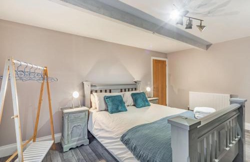 Hexham House | Burnside Cottage