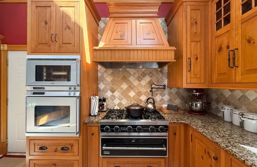 Brownfield Apartment | Burnt Meadow House | Waterfront Custom Built Home