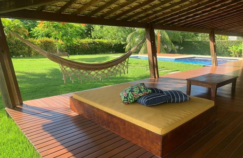 Catu de Abrantes House | Busca Vida House 5 Suites in Busca Vida, Bahia