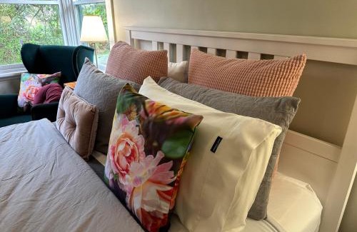 Alberton West House | Bush Retreat Farm Stay 1BR Guest Suite
