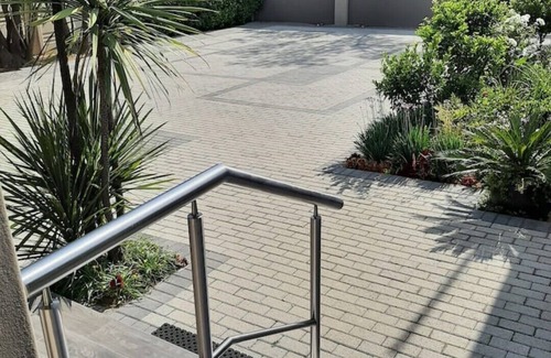 Edenvale Apartment | Bustani 2 - Spacious Secure and Private Apartment - Self-catering
