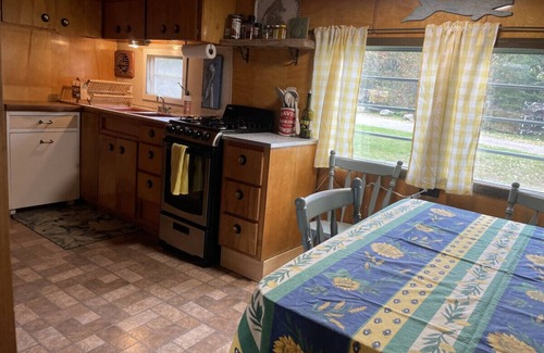 Vinalhaven Cottage | Buttercup Cottage on the Sea