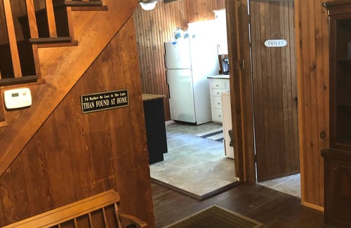 Timber Hills Cottage | Butterfly Cottage Close to Everything