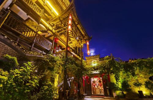 Yongding Hotel | Butterfly Flowers Inn-One Way Free Pick up from Airport or TS over 2 nights