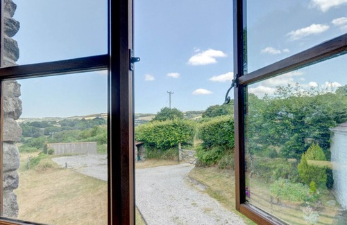 Brayford House | Button Stable - Three Bedroom House, Sleeps 6