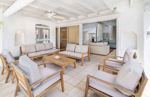 Paynes Bay Villa | Buttsbury House (4/5 Rooms)