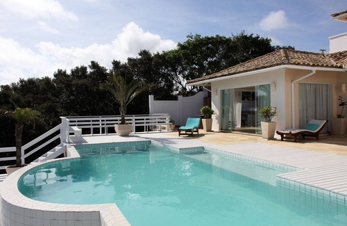 Portal da Ferradura Villa | Buz011 - Beautiful house with pool and sea view in Búzios