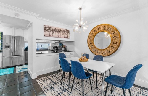 The Cove House | BY THE SEA VACATION VILLAS 2 BED/POOL/TWO BLOCKS TO BEACH/PRIVATE DECK