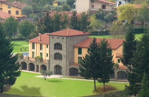 Pontremoli Hotel | Cà Del Moro Resort