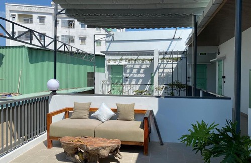 Con Son Hotel | Côn Đảo House
