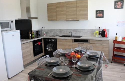 Puycornet Apartment | côté chêne