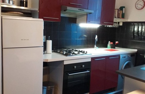 Decazeville Apartment | Côté jardin in Decazeville