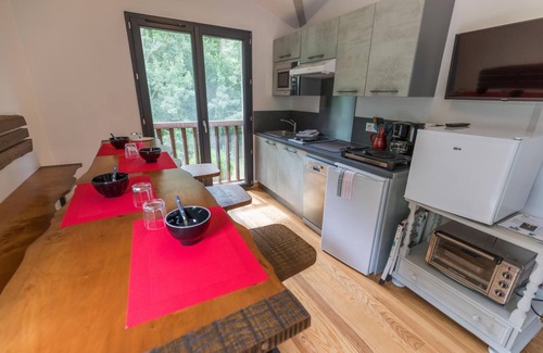 Leon House | Côté Lac - Leon - Gîte