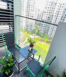 Tan Phu District Apartment | Căn hộ 2PN 2WC đầy đủ tiện nghi tại Emerald Celadon Tân Phú
