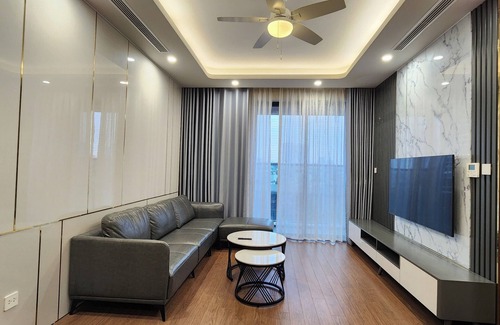 Tu Liem Apartment | Căn hộ view đẹp 2 phòng ngủ tại the matrixone