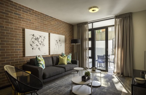 Greater Johannesburg Metropolitan Area Apartment | C.A.G One Bed Apartment in Rosebank Johannesburg