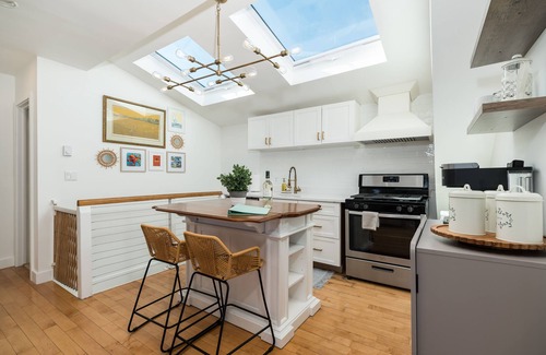 Gloucester Apartment | C by the Sea - Ocean View Penthouse