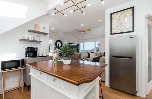 Gloucester Apartment | C by the Sea - Ocean View Penthouse