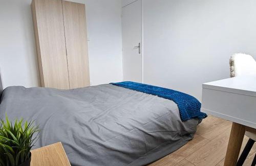 Villeboeuf - Fauriel - Vivaraize Apartment | C'est chez Maurice! 4 ch WIFI balcon parking free