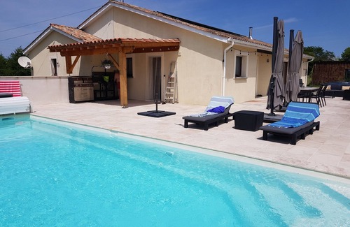 Gontaud House | C'est la vie là ! Jolie maison avec piscine