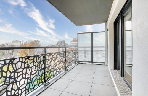Rueil-Malmaison Apartment | C est Votre Maison