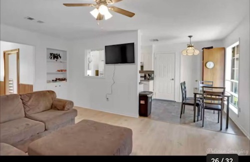 Bossier City House | C&N's Relaxing Getaway