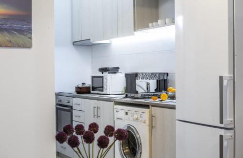 Larnaca City Centre Apartment | C-premium Apts 100m From Beach And City Centre