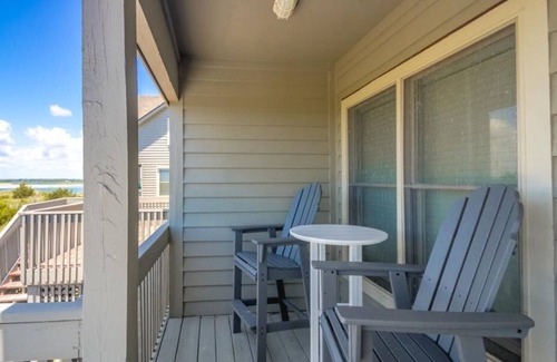 Topsail Beach House | C-View & Sound - Serenity Point with Community Pool